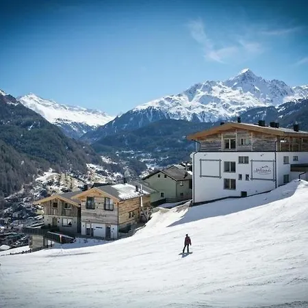 4br Amazing Next To The Ski Slops Chalet