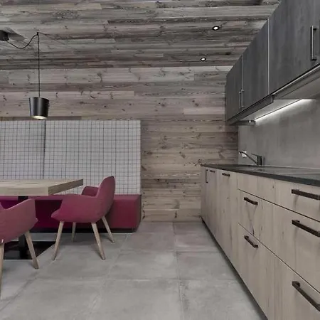 4br Amazing Next To The Ski Slops Chalet 索尔登